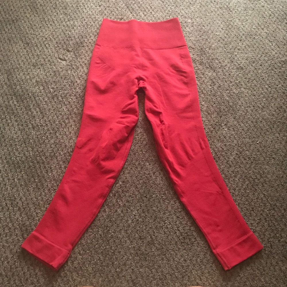 lululemon pants size 4